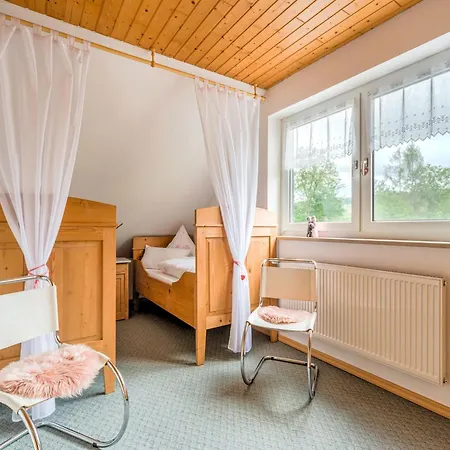 Cozy In Marktrodach With Sauna קרונאך