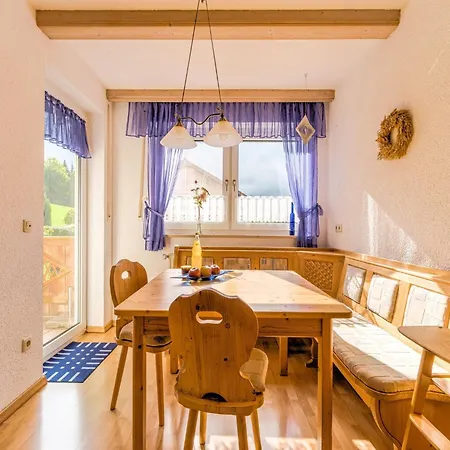 Cozy In Marktrodach With Sauna شقة