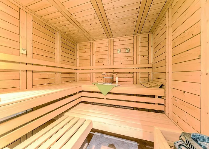 شقة Cozy In Marktrodach With Sauna كروناخ